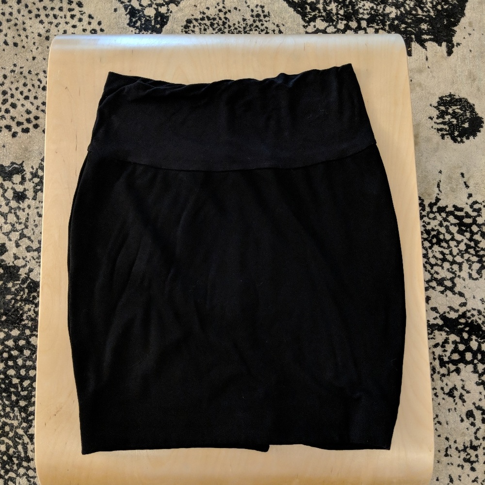 Maternity black super stretch pencil skirt